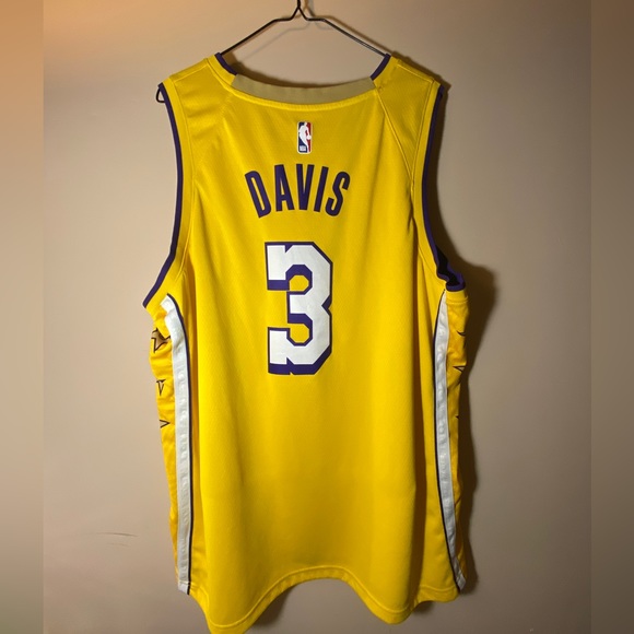 XXL Anthony Davis Laker’s jersey - Picture 2 of 5